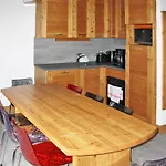 圣塔特拉公寓式酒店 4*