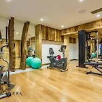 圣塔特拉公寓式酒店 4*
